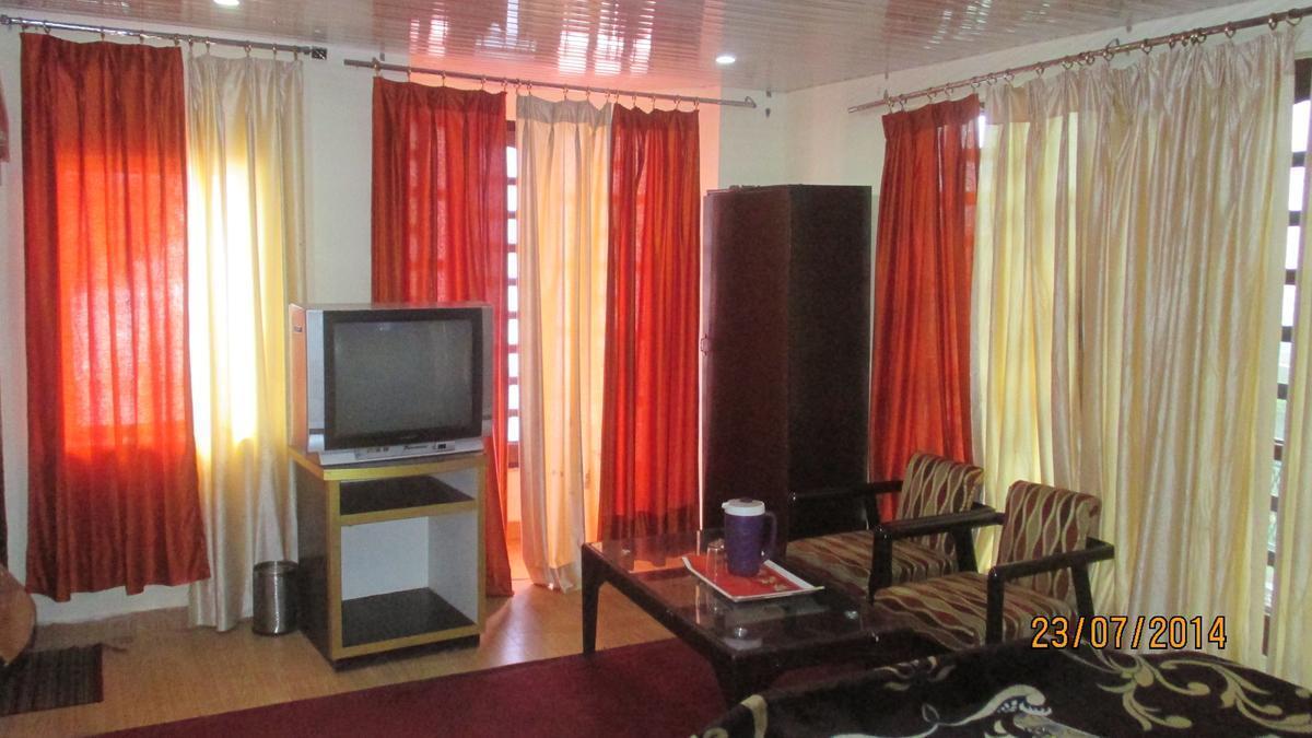 Hotel Bombay Palace Далхаузі Екстер'єр фото